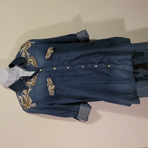 10M ladies western shirt. Medium. - Picture 5 of 6